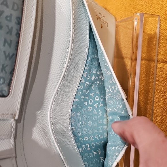 Kate Spade, Laurel Way Stacy Wallet, EUC - Picture 9 of 16